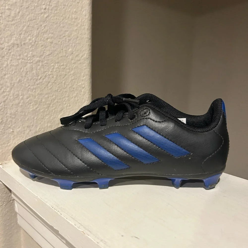 Adidas Goletto VIII Firm Ground Kids Shoes Sz 2.5 Black Royal Blue Soccer Cleats